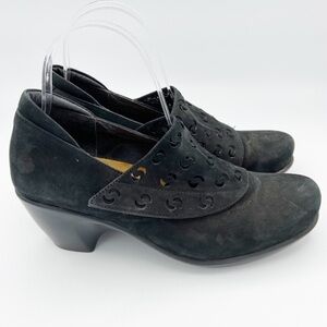 Naot eden soft leather slip on black‎ laser cut outs low heel comfort shoes 38